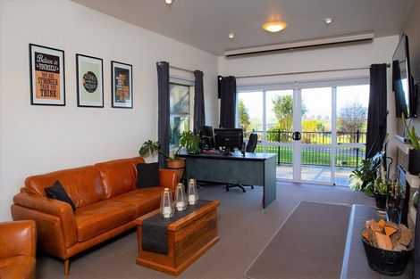 Photo of property in 166 Okoroire Road, Tirau, 3485