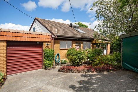 Photo of property in 2/129 Chivalry Road, Glenfield, Auckland, 0629