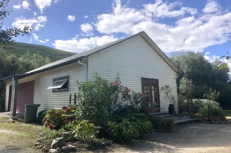Photo of property in 2269 State Highway 2, Te Hauke, Hastings, 4178