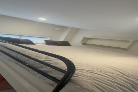 Photo of property in 60 Royal Terrace, Dunedin Central, Dunedin, 9016