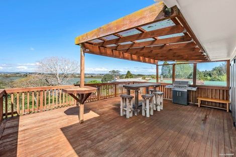 Photo of property in 6 Lucas Place, Weymouth, Auckland, 2103