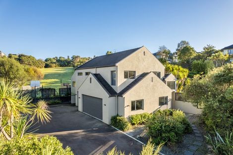 Photo of property in 8 Bowman Place, Whitby, Porirua, 5024