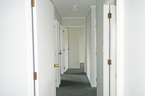 Photo of property in 1 Tullis Place, Burswood, Auckland, 2013