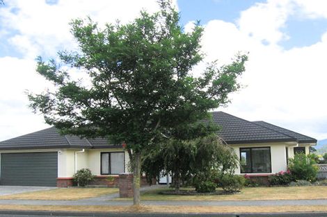 Photo of property in 1 Clearwater Terrace, Brown Owl, Upper Hutt, 5018