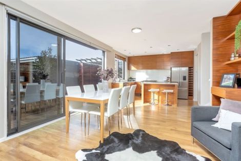 Photo of property in 6a Sawyers Arms Road, Northcote, Christchurch, 8052