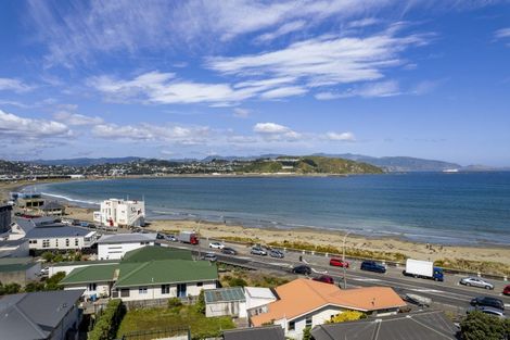 Photo of property in 201 Queens Drive, Lyall Bay, Wellington, 6022