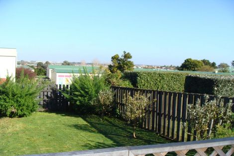 Photo of property in 39 Sandspit Road, Cockle Bay, Auckland, 2014