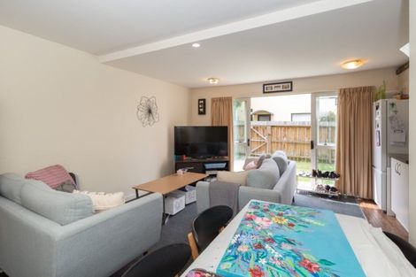 Photo of property in 4/30 Mathesons Road, Phillipstown, Christchurch, 8011