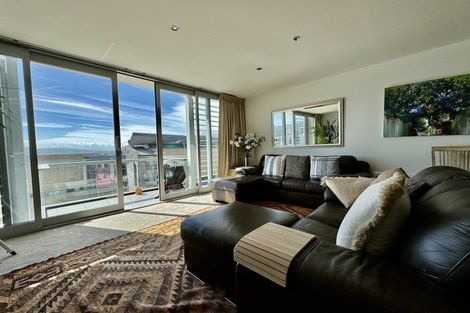 Photo of property in Portal Apartments, 8e/42 Cable Street, Te Aro, Wellington, 6011