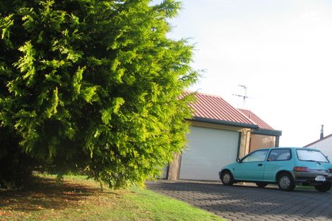 Photo of property in 56 Leeward Drive, Whitby, Porirua, 5024
