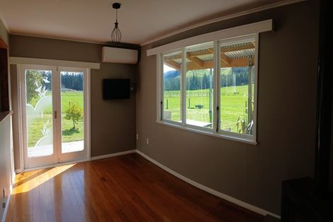 Photo of property in 545 Whakatomotomo Road, Pirinoa, Featherston, 5772