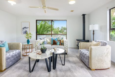 Photo of property in 1/66 Kamara Road, Glen Eden, Auckland, 0602