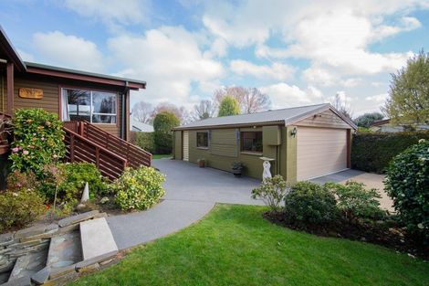 Photo of property in 42 Riverlaw Terrace, Saint Martins, Christchurch, 8022