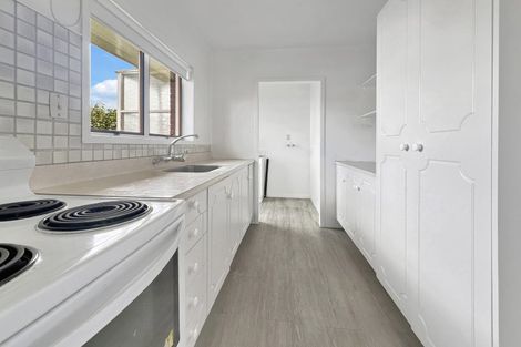 Photo of property in 1/11 Manuka Road, Bayview, Auckland, 0629