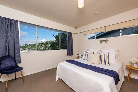 Photo of property in 70 Allington Road, Karori, Wellington, 6012