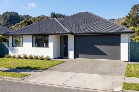 Photo of property in 9 Cumberland Crescent, Welcome Bay, Tauranga, 3112