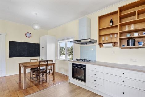 Photo of property in 29 Rhine Street, Island Bay, Wellington, 6023