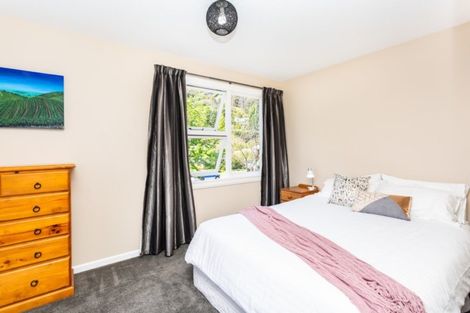Photo of property in 32 Bowenvale Avenue, Cashmere, Christchurch, 8022