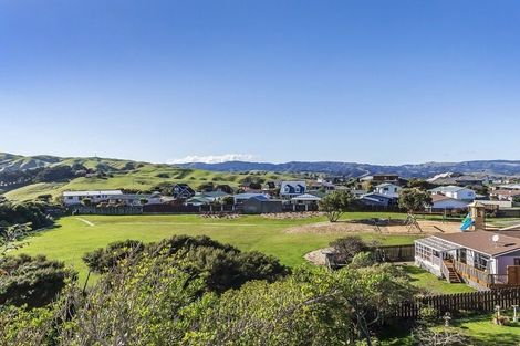 Photo of property in 17 Pope Street, Camborne, Porirua, 5026