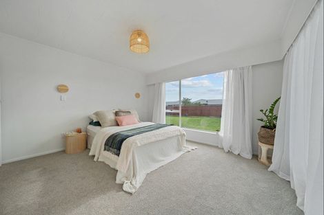 Photo of property in 19 Bronte Place, Whalers Gate, New Plymouth, 4310
