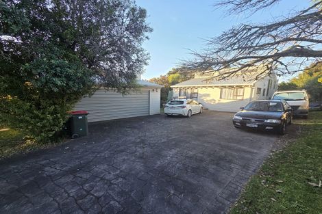 Photo of property in 8 Churchouse Road, Greenhithe, Auckland, 0632