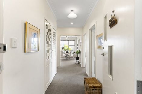 Photo of property in 2/245 Jervois Road, Herne Bay, Auckland, 1011