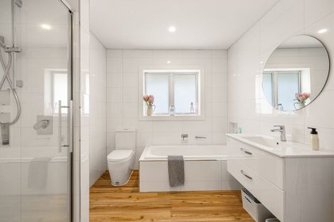 Photo of property in 153 Harris Crescent, Papanui, Christchurch, 8053