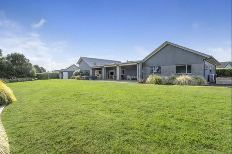 Photo of property in 37 Jarrett Terrace, Leamington, Cambridge, 3432