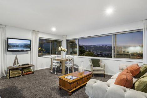 Photo of property in 75 Easther Crescent, Kew, Dunedin, 9012