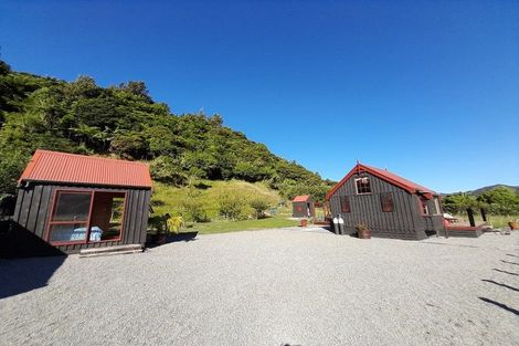 Photo of property in 145 Te Mahoe Road, Mokau, 4376