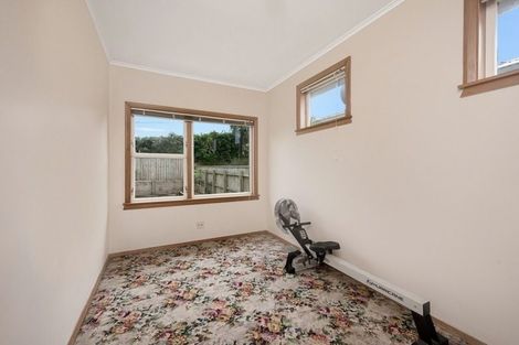 Photo of property in 69 Trelissick Crescent, Ngaio, Wellington, 6035