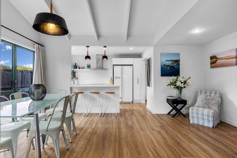 Photo of property in 3 Chilton Drive, Mairehau, Christchurch, 8052