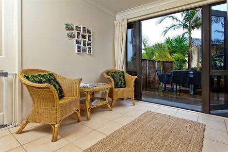 Photo of property in 32 Chadlington Avenue, Henderson, Auckland, 0612