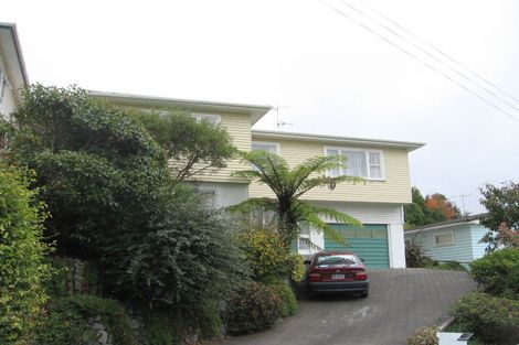 Photo of property in 6 Oriel Avenue, Tawa, Wellington, 5028