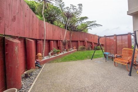 Photo of property in 50 Erlestoke Crescent, Churton Park, Wellington, 6037