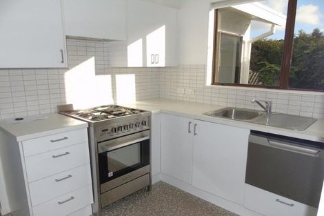 Photo of property in 2/12 Kekeno Grove, Tirohanga, Lower Hutt, 5010