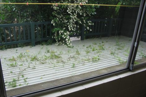 Photo of property in 2/219 Grant Road, Thorndon, Wellington, 6011