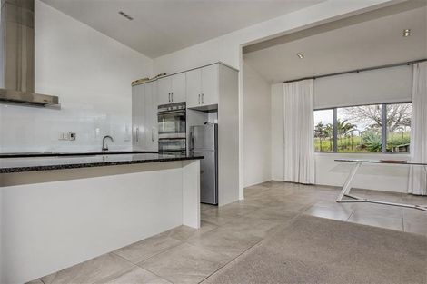 Photo of property in 151 Puke Road, Kumeu, 0891
