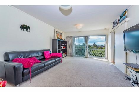 Photo of property in 3/56 Gowing Drive, Meadowbank, Auckland, 1072
