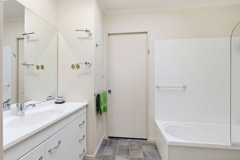 Photo of property in 41 Manchester Way, Judea, Tauranga, 3110