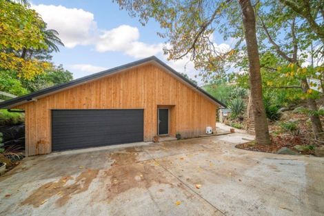 Photo of property in 198 Seaview Road, Westown, New Plymouth, 4310