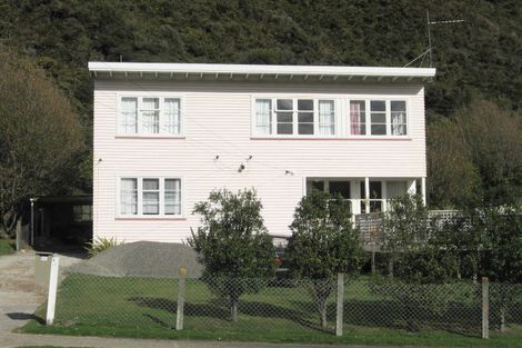 Photo of property in 16 Hay Street, Naenae, Lower Hutt, 5011