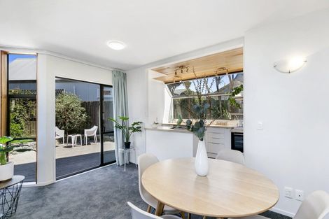 Photo of property in 7 Tamahine Street, Maupuia, Wellington, 6022