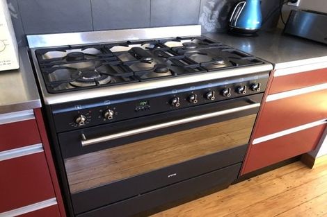 Photo of property in 32 Hardie Street, Hokowhitu, Palmerston North, 4410