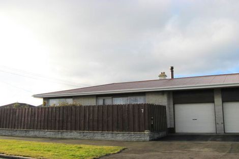 Photo of property in 7a Mills Street, Saint Kilda, Dunedin, 9012