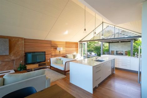 Photo of property in 26 Aotearoa Terrace, Murrays Bay, Auckland, 0630