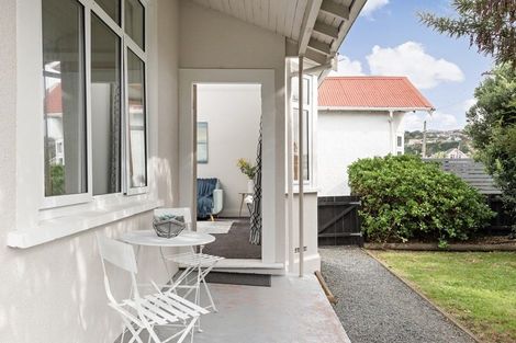 Photo of property in 23 Hargest Crescent, Saint Kilda, Dunedin, 9012