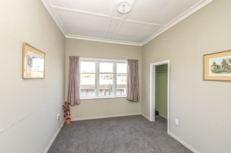 Photo of property in 29 Karewa Street, Castlecliff, Whanganui, 4501