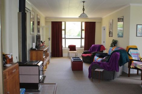 Photo of property in 16 Grant Street, Dannevirke, 4930