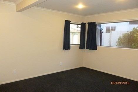 Photo of property in 30 Kinloch Place, Papakowhai, Porirua, 5024